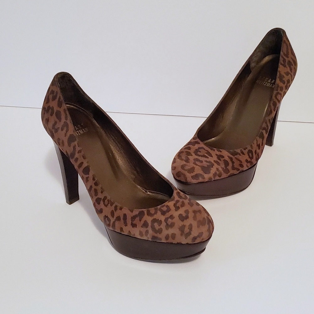 Stuart Weitzman Leopard Print Suede Heels Pumps